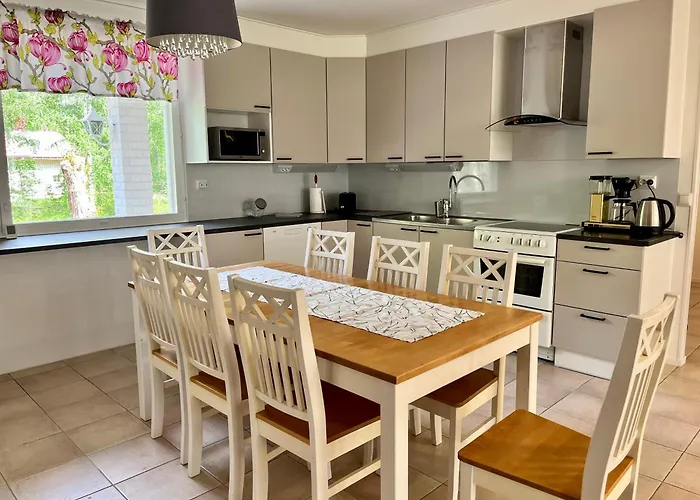 Bakery, Laatulomat 빌라